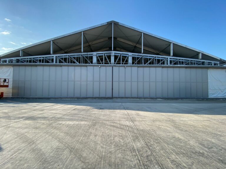 Portes de hangar pour les forces armées allemandes en Afghanistan.