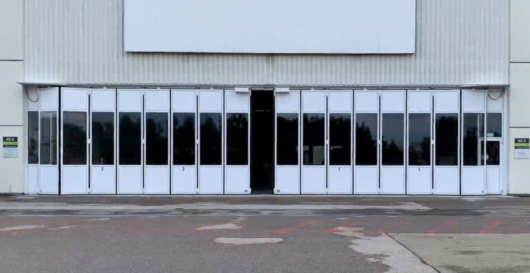 18,000mm x 4,500mm ALPGATE Sliding Folding Door for Helicopter Hangar